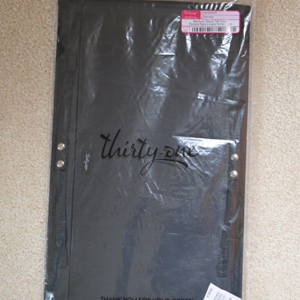 Gently Used in PKG Thirty One Medium Stand Tall Insert - Black